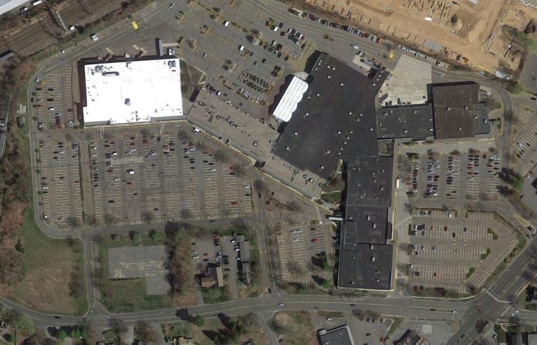 665 Boston Post Rd, Old Saybrook, CT à louer Photo du bâtiment- Image 1 de 3