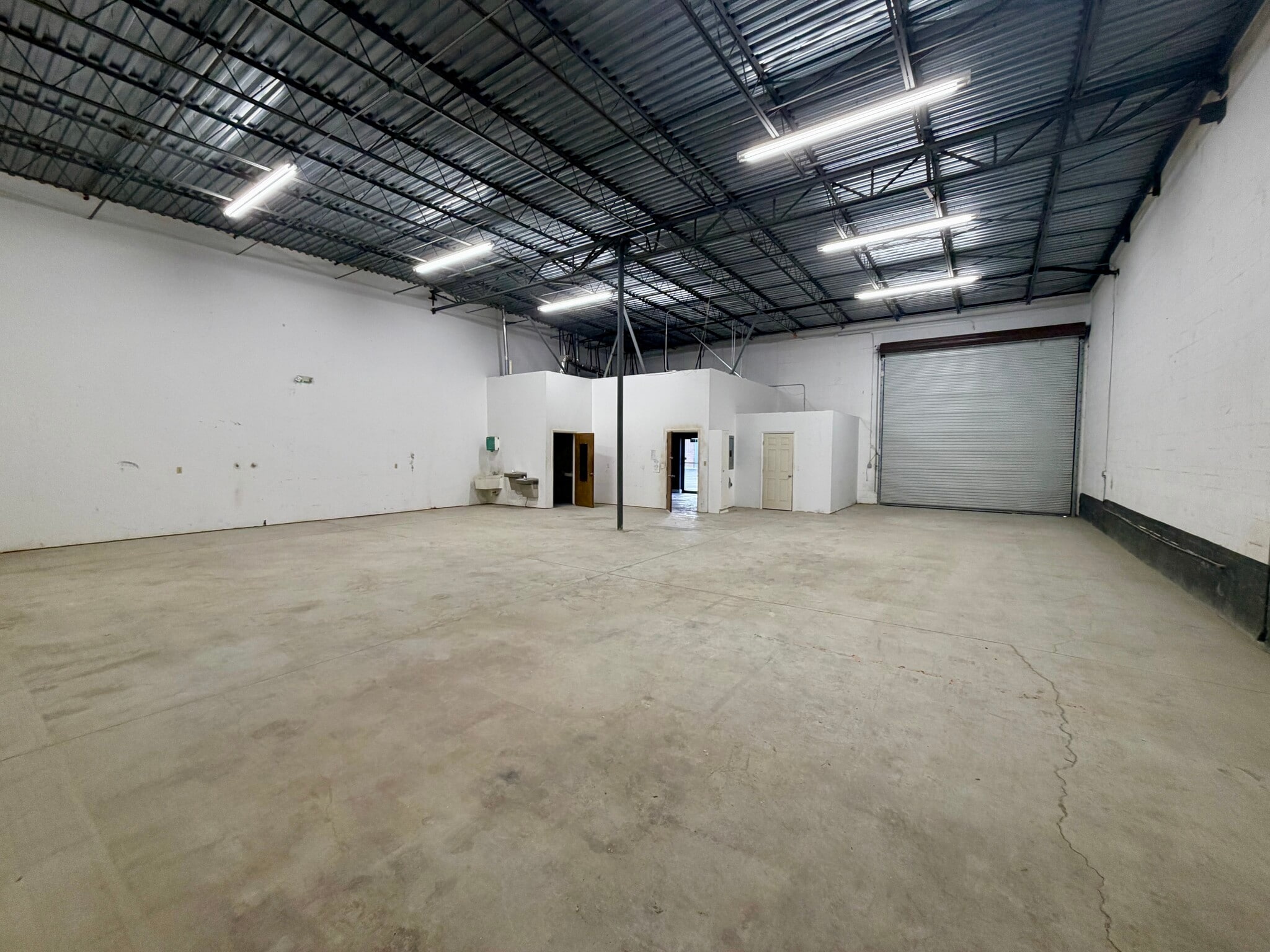 18748 Titus Rd, Hudson, FL for lease Interior Photo- Image 1 of 9