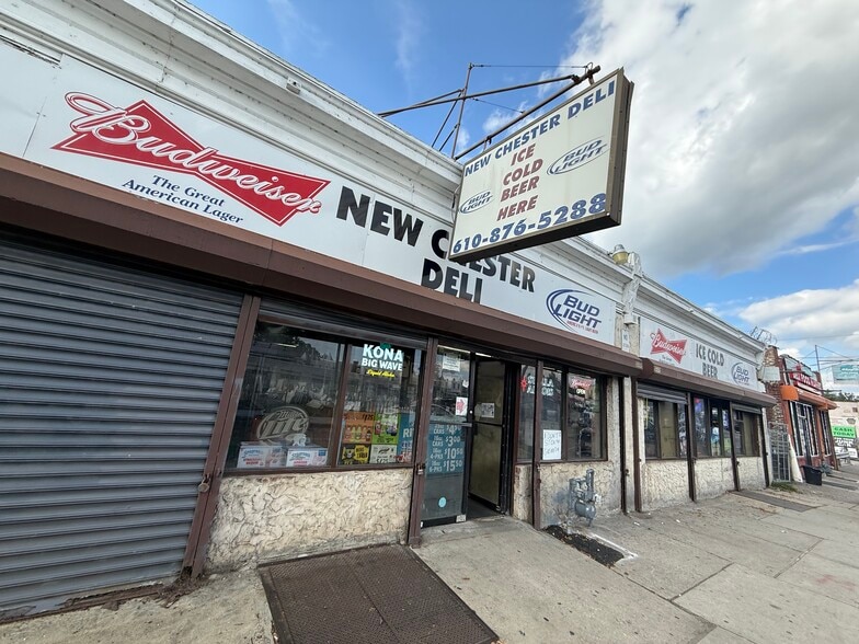 2 building liquor license restaurant biz portefeuille de 2 propriétés à vendre sur LoopNet.ca - Photo du bâtiment - Image 2 de 14