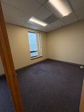 240 Bear Hill Rd, Waltham, MA for lease Building Photo- Image 2 of 2