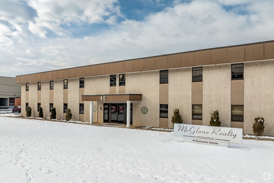 40 Brunswick Ave, Edison, NJ à vendre - Photo du bâtiment - Image 3 de 17