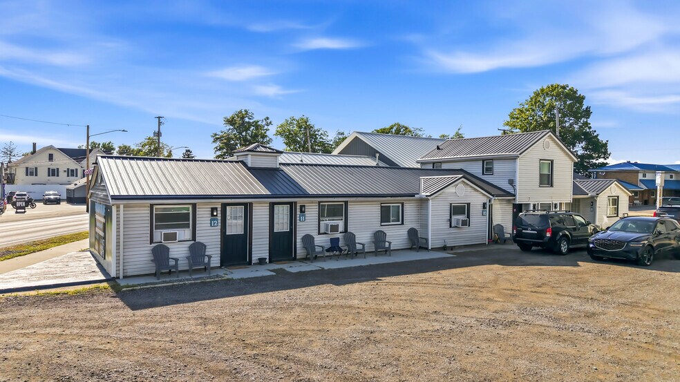 5214 Old Lake Rd, Geneva, OH à vendre - Photo du bâtiment - Image 3 de 51