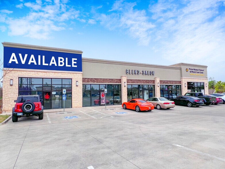 7200 N May Ave, Oklahoma City, OK à louer - Photo du bâtiment - Image 2 de 2