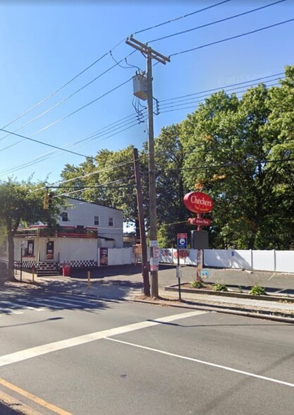 133-18 Guy R Brewer Blvd, Jamaica, NY à louer - Photo du bâtiment - Image 2 de 18