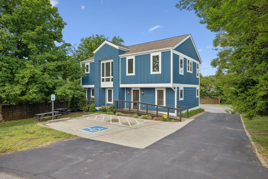 2831 Azalea Pl, Nashville, TN for lease - Building Photo - Image 2 of 40
