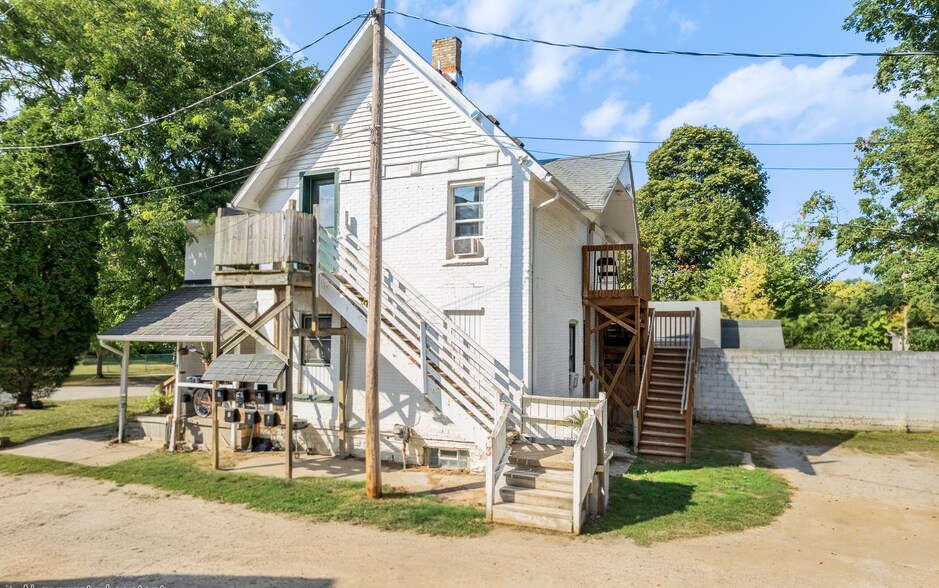 1216 N Chestnut St, Lansing, MI à vendre - Photo du bâtiment - Image 2 de 17