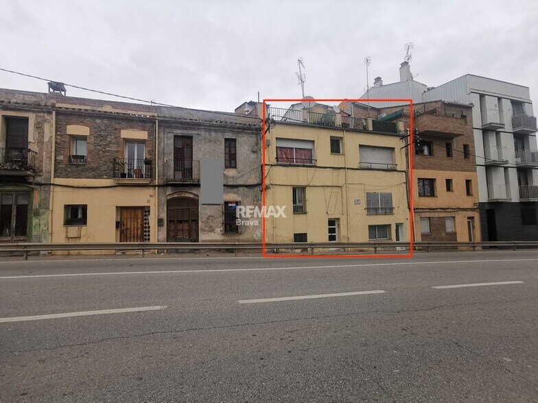 Immeuble residentiel dans Cardedeu, Barcelona à vendre - Photo du bâtiment - Image 2 de 15