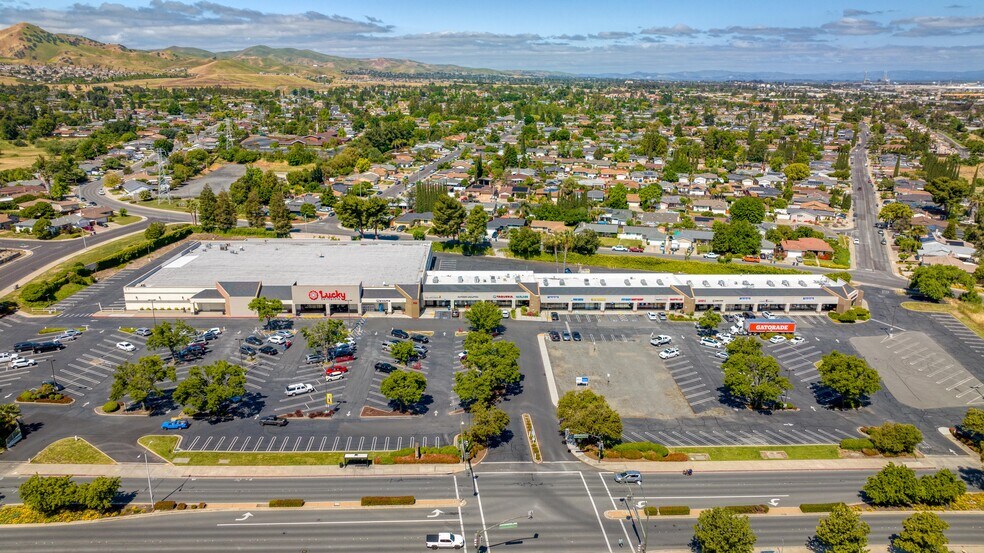 3100-3190 Contra Loma Blvd, Antioch, CA à louer - Photo du bâtiment - Image 3 de 5