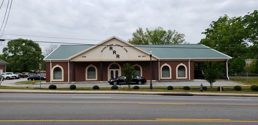 2199 Candler Rd, Decatur, GA à vendre - Photo du bâtiment - Image 1 de 1