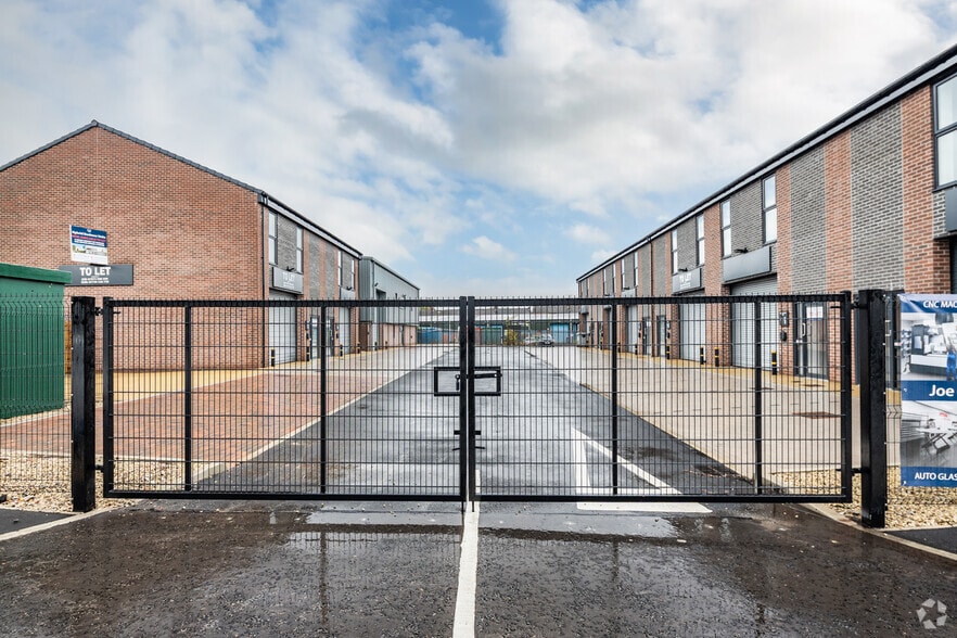 Cawdor St, Manchester for lease - Building Photo - Image 2 of 5