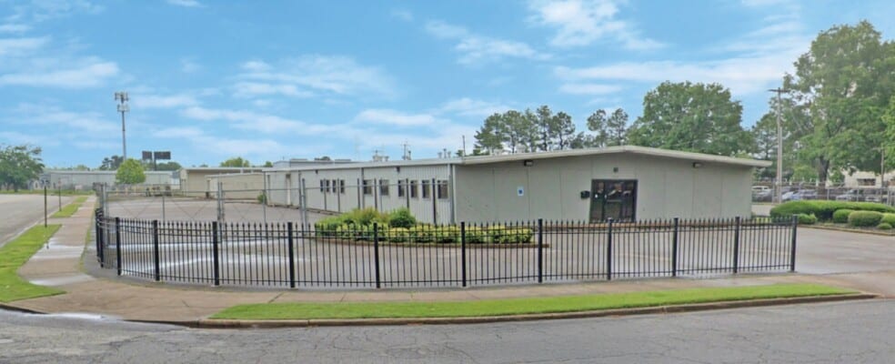 3225 Sharpe Ave, Memphis, TN for sale - Building Photo - Image 1 of 5