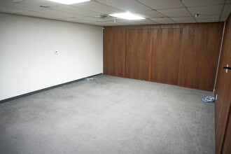 639 S Glenwood Pl, Burbank, CA for lease Interior Photo- Image 1 of 8