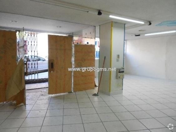 Retail in Segovia, Segovia for lease Interior Photo- Image 1 of 2