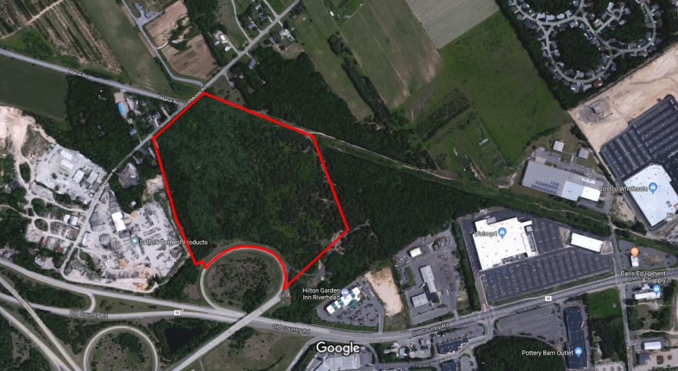 1743 Middle Rd, Calverton, NY for sale - Building Photo - Image 1 of 1