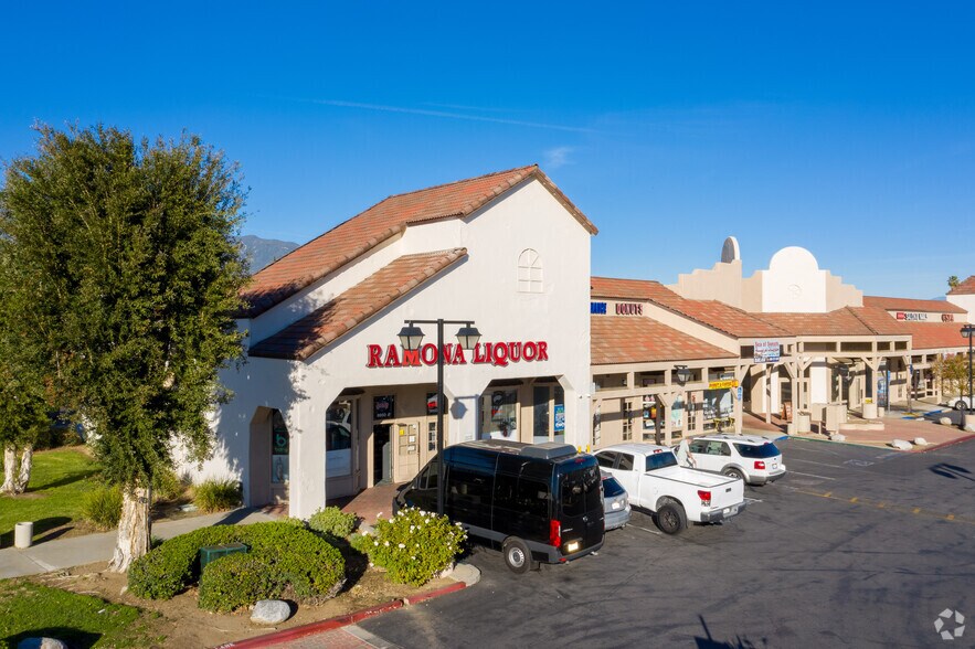 9950 Foothill Blvd, Rancho Cucamonga, CA à louer - Photo du bâtiment - Image 2 de 2