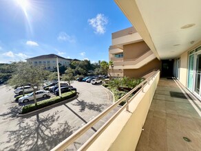 1625 N Commerce Pky, Weston, FL for lease Interior Photo- Image 2 of 12