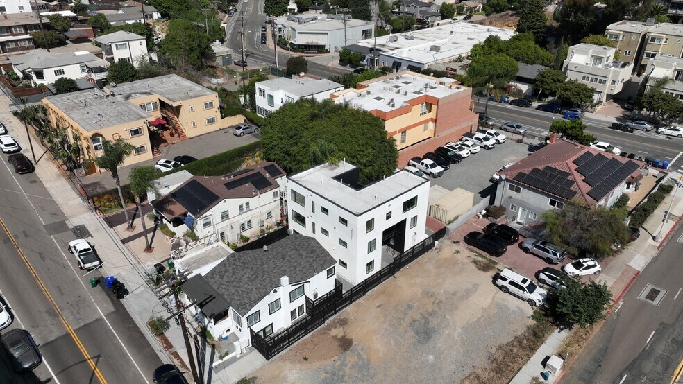 2521 Columbia St, San Diego, CA à vendre - Photo du bâtiment - Image 1 de 10
