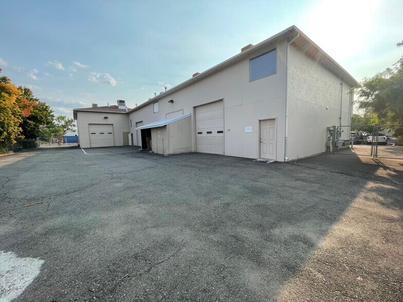 560 S Commercial Dr, Grand Junction, CO à louer - Photo du bâtiment - Image 3 de 18