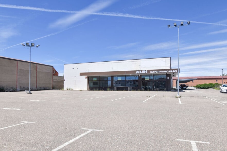 Carretera Tordesillas, 15 F, Toro, Zamora for sale - Building Photo - Image 2 of 15