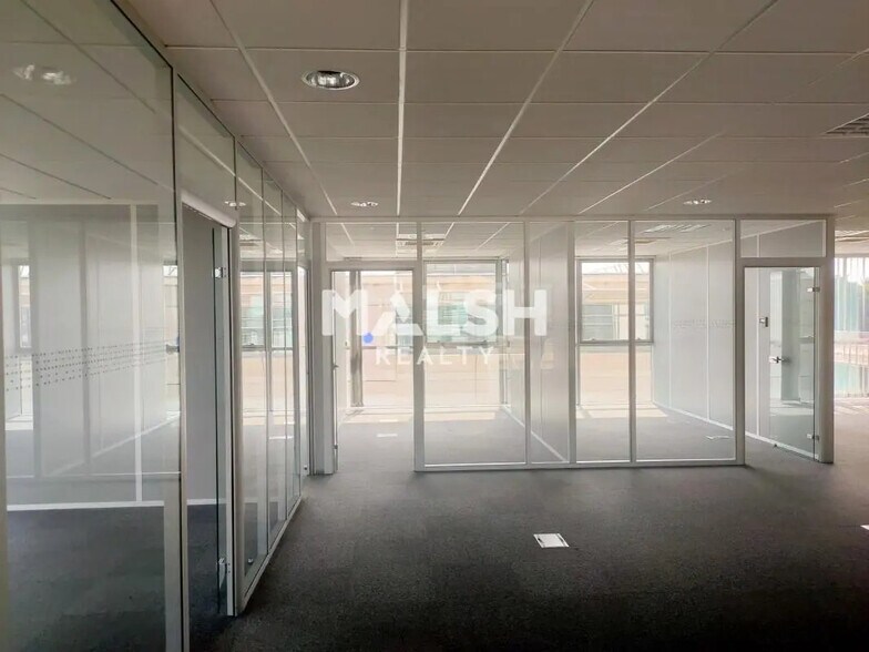 Bureau dans Bron à vendre - Photo intérieure - Image 3 de 8