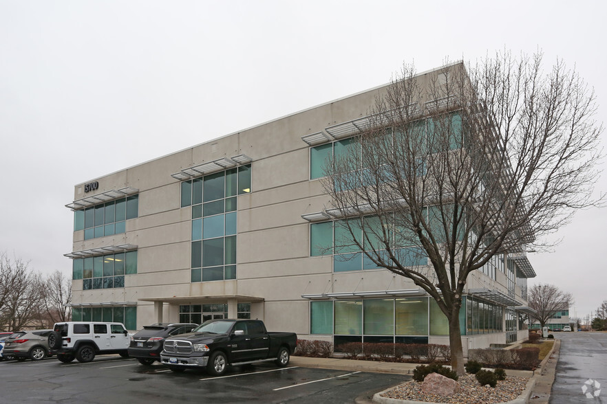 15700 College Blvd, Lenexa, KS for lease - Primary Photo - Image 1 of 10