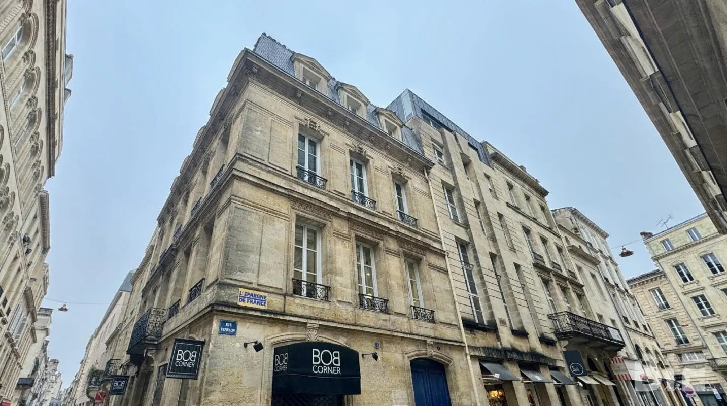 Office in Bordeaux for lease Building Photo- Image 1 of 9