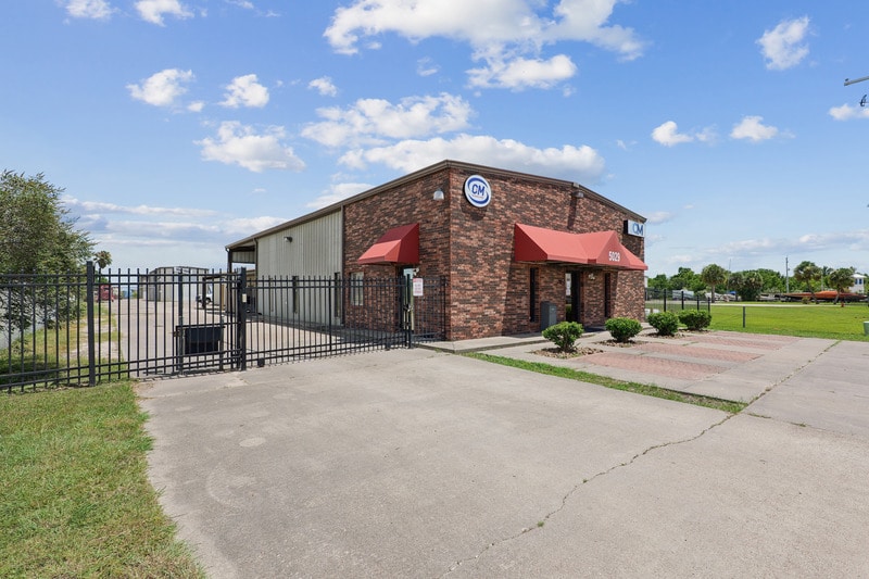 5029 FM 646 Rd E, Dickinson, TX for lease - Building Photo - Image 2 of 13