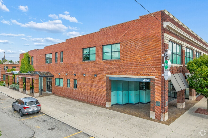 454-464 E Main St, Columbus, OH for lease - Building Photo - Image 3 of 9