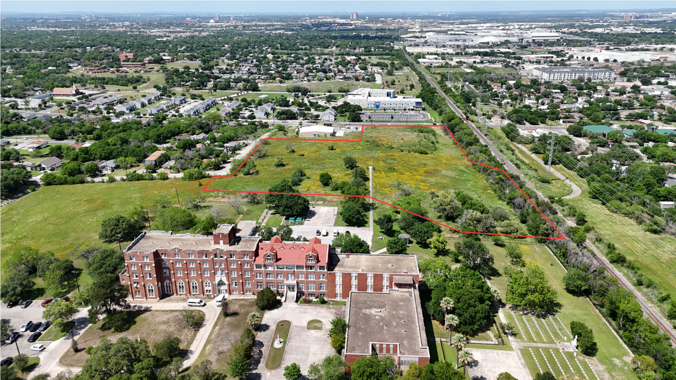 0 Martin Luther King Dr, San Antonio, TX à vendre - Photo du bâtiment - Image 1 de 9