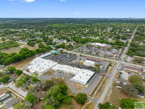 1213-1291 Kingsway Road, Brandon, FL à louer Photo du bâtiment- Image 2 de 10