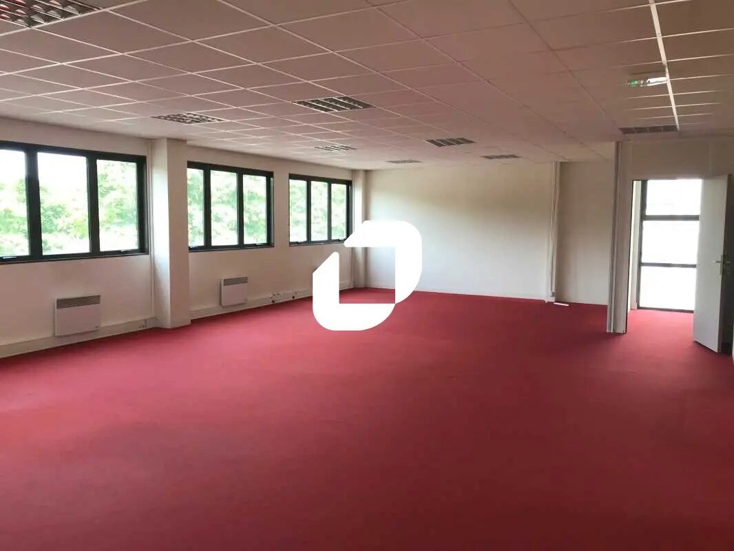 Bureau dans Cergy à louer Photo intérieure- Image 1 de 7