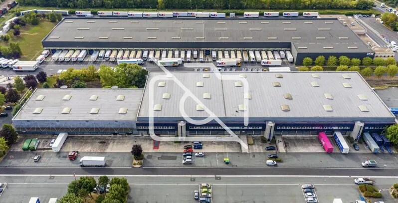 Industrial in Lieusaint for lease Aerial- Image 1 of 4