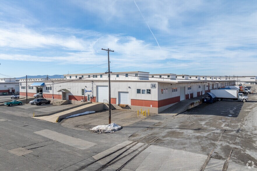 3808 N Sullivan Rd, Spokane Valley, WA à louer - Photo du bâtiment - Image 2 de 3