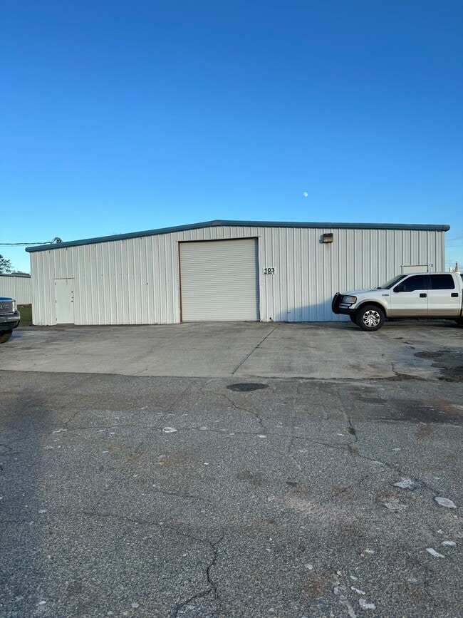 More details for 103 Industrial Park Dr, Perry, GA - Industrial for Lease