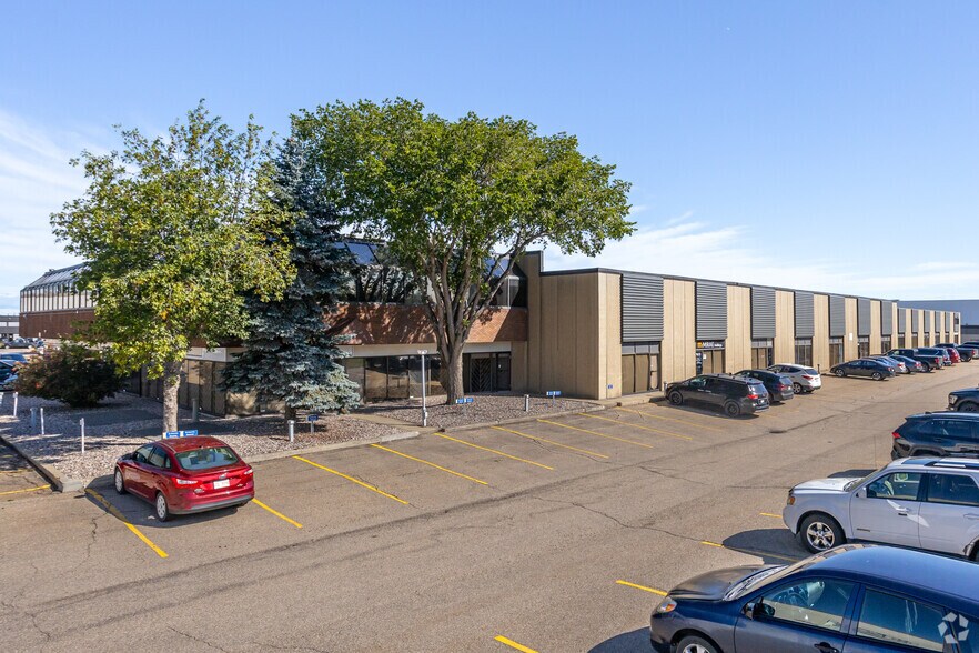9603-9637 45th Ave NW, Edmonton, AB for sale - Primary Photo - Image 1 of 1