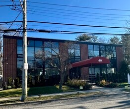 40 Railroad Ave, Glen Head, NY for lease Interior Photo- Image 2 of 5