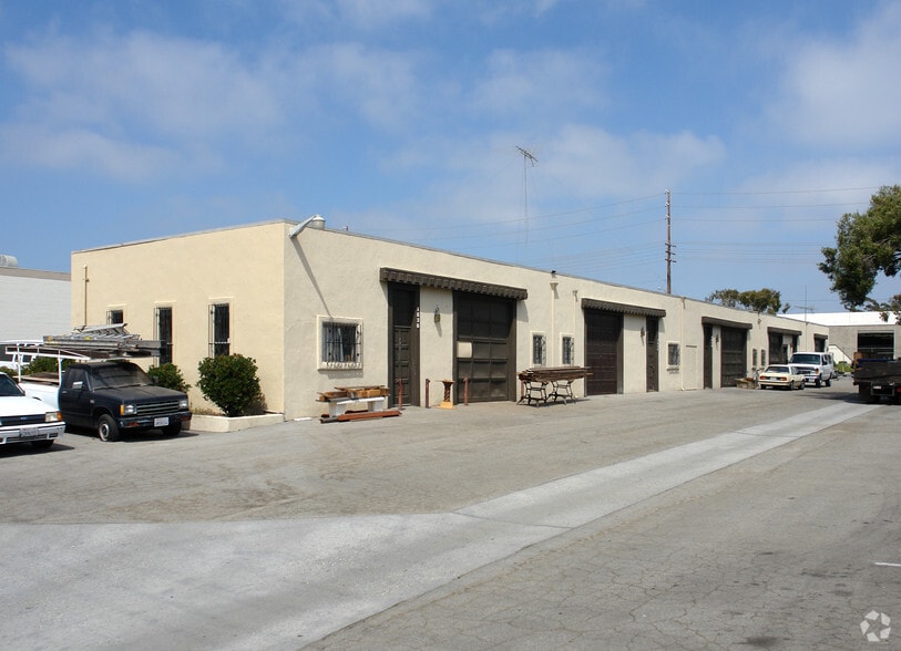 1630-1664 Callens Rd, Ventura, CA for lease - Primary Photo - Image 1 of 7