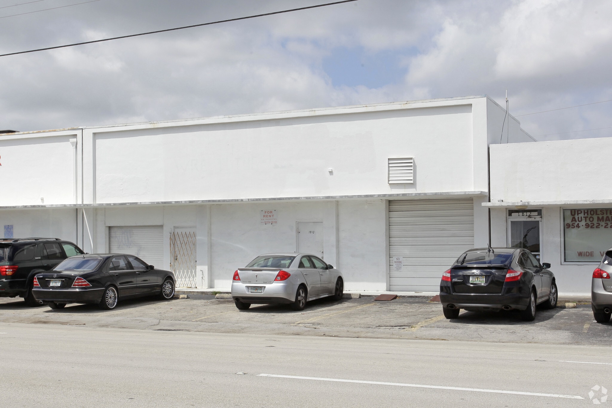 1810 N Dixie Hwy, Hollywood, FL for lease Primary Photo- Image 1 of 14