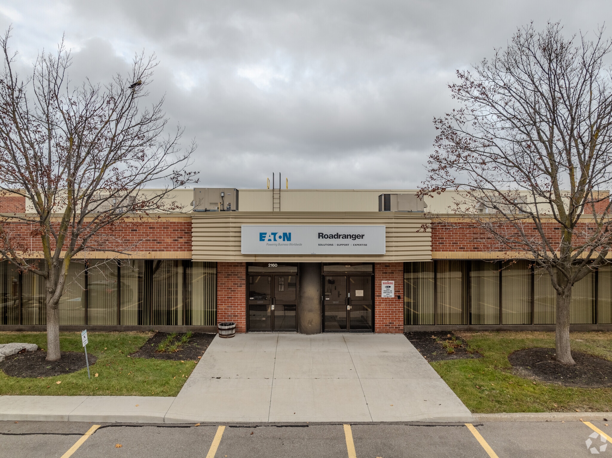 2160 Williams Pky, Brampton, ON for lease Primary Photo- Image 1 of 3