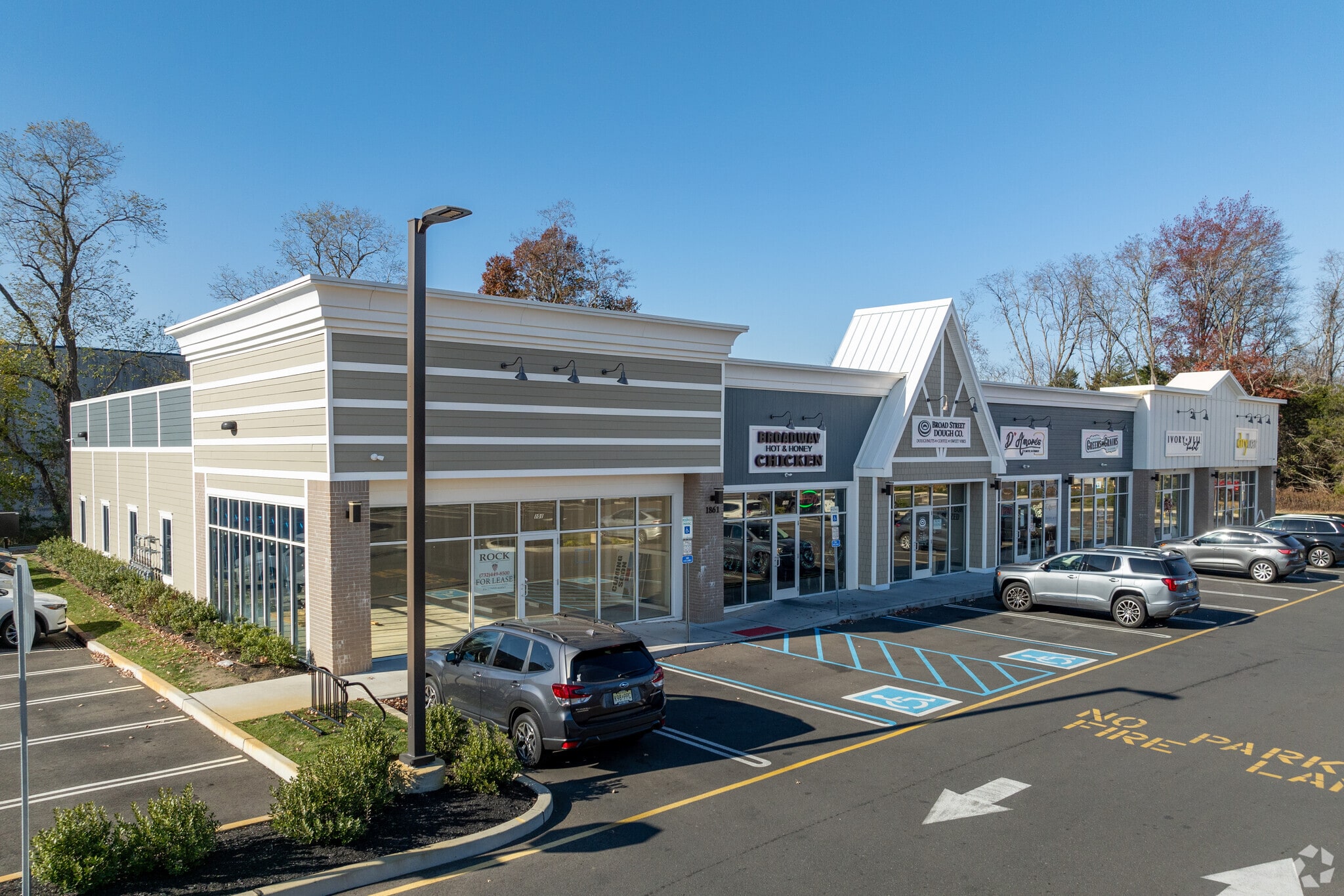 1861 State Route 35, Wall Township, NJ for lease Primary Photo- Image 1 of 11