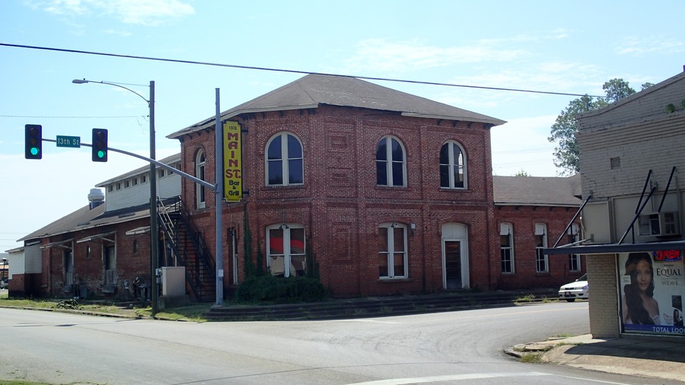 1302 Main St, Columbus, MS for sale - Building Photo - Image 1 of 1