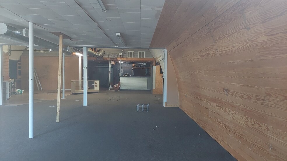 1826 N Pleasantburg Dr, Greenville, SC for sale - Building Photo - Image 3 of 6