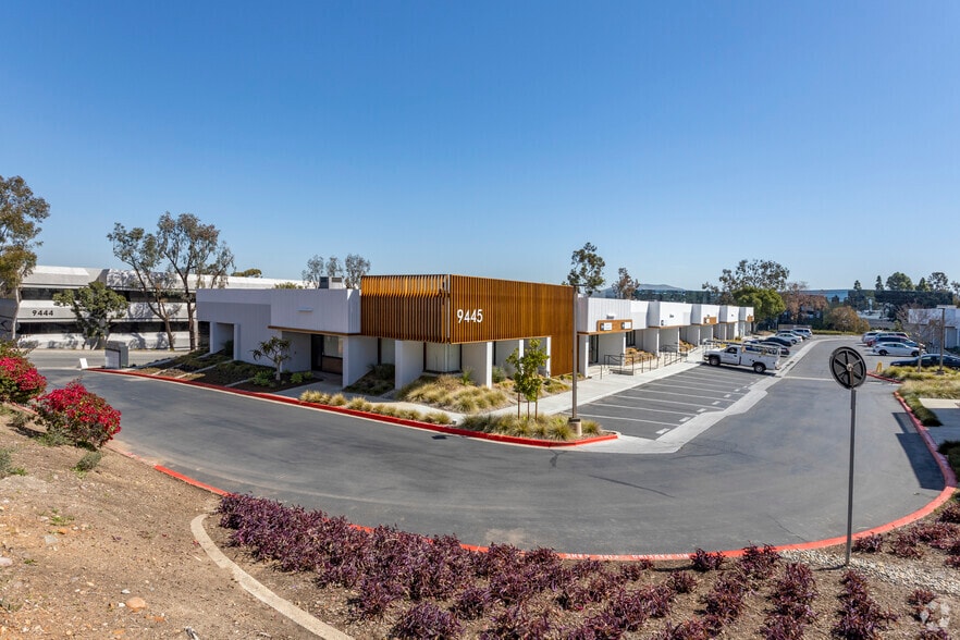 9445 Farnham St, San Diego, CA for lease - Building Photo - Image 3 of 15
