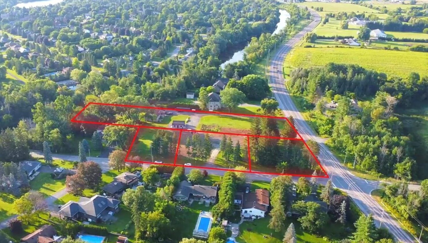 3345-3363 Barnsdale Rd, Ottawa, ON à vendre Aérien- Image 1 de 1