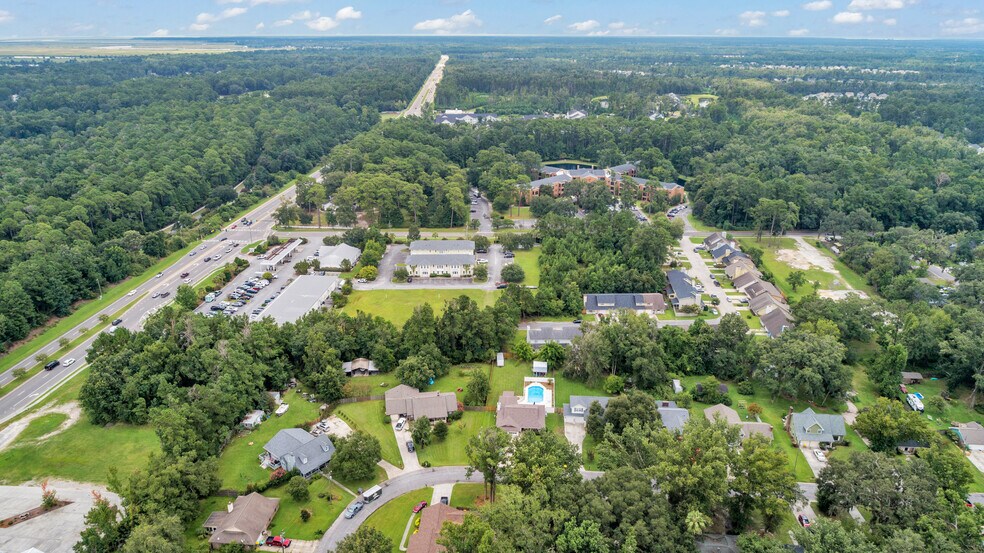 100 Timber Trail Road, Richmond Hill, GA à vendre - Photo du bâtiment - Image 3 de 22