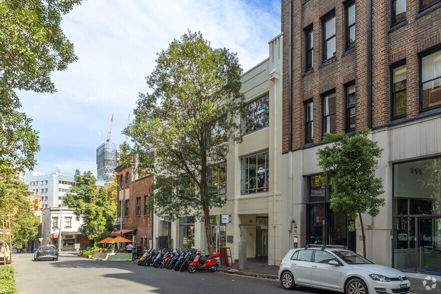 23 Foster St, Surry Hills à louer - Photo du bâtiment - Image 2 de 5