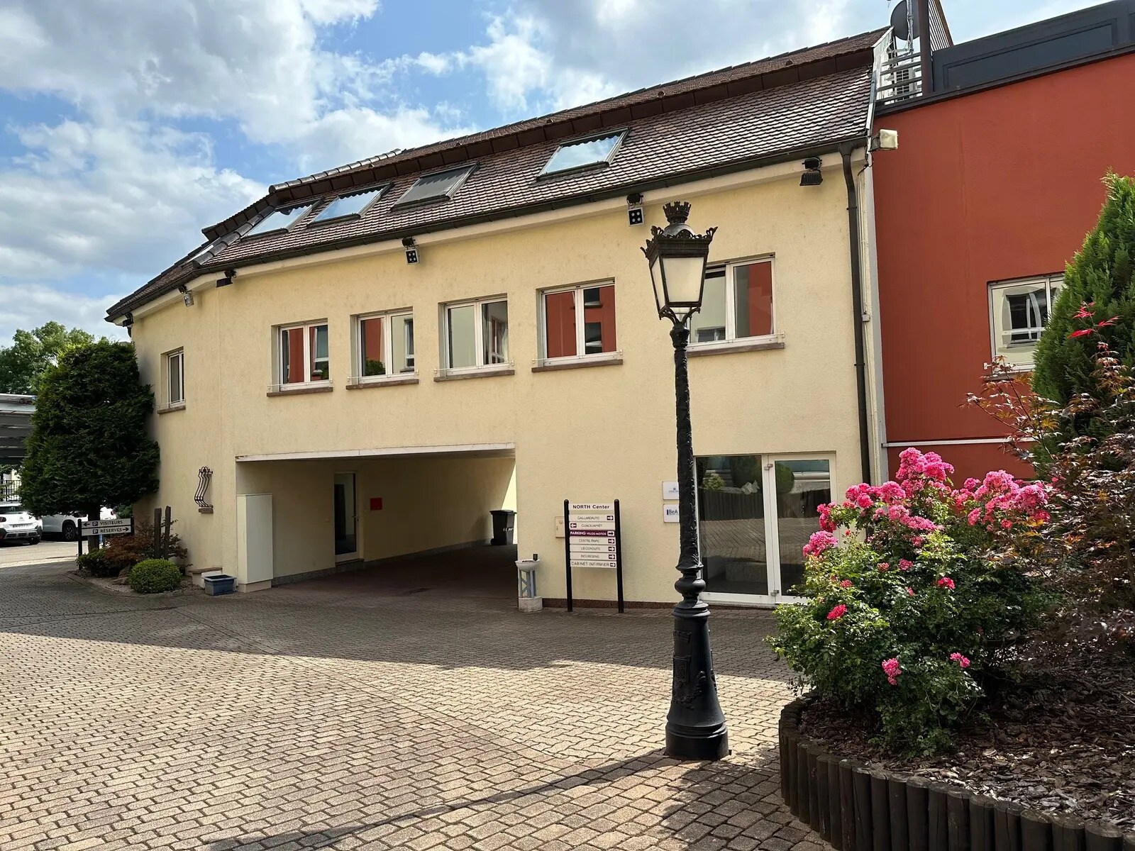 335 Avenue De Colmar, Strasbourg à louer Photo du bâtiment- Image 1 de 18