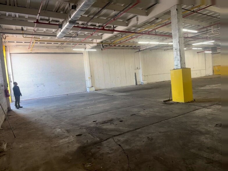 656 Montauk Ave, Brooklyn, NY for lease - Commercial Listing Video - Image 2 of 16
