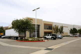 Plus de détails pour 21398 Harvill Ave, Perris, CA - Bureau, Industriel à louer