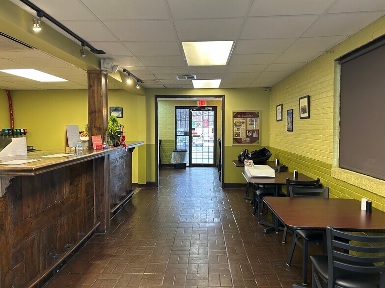 4809 Parker St, Richmond, VA à louer - Photo du bâtiment - Image 2 de 5